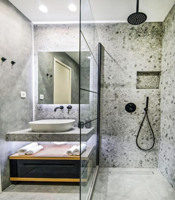 Menta Loft Apartment Heraklion  ภายนอก รูปภาพ